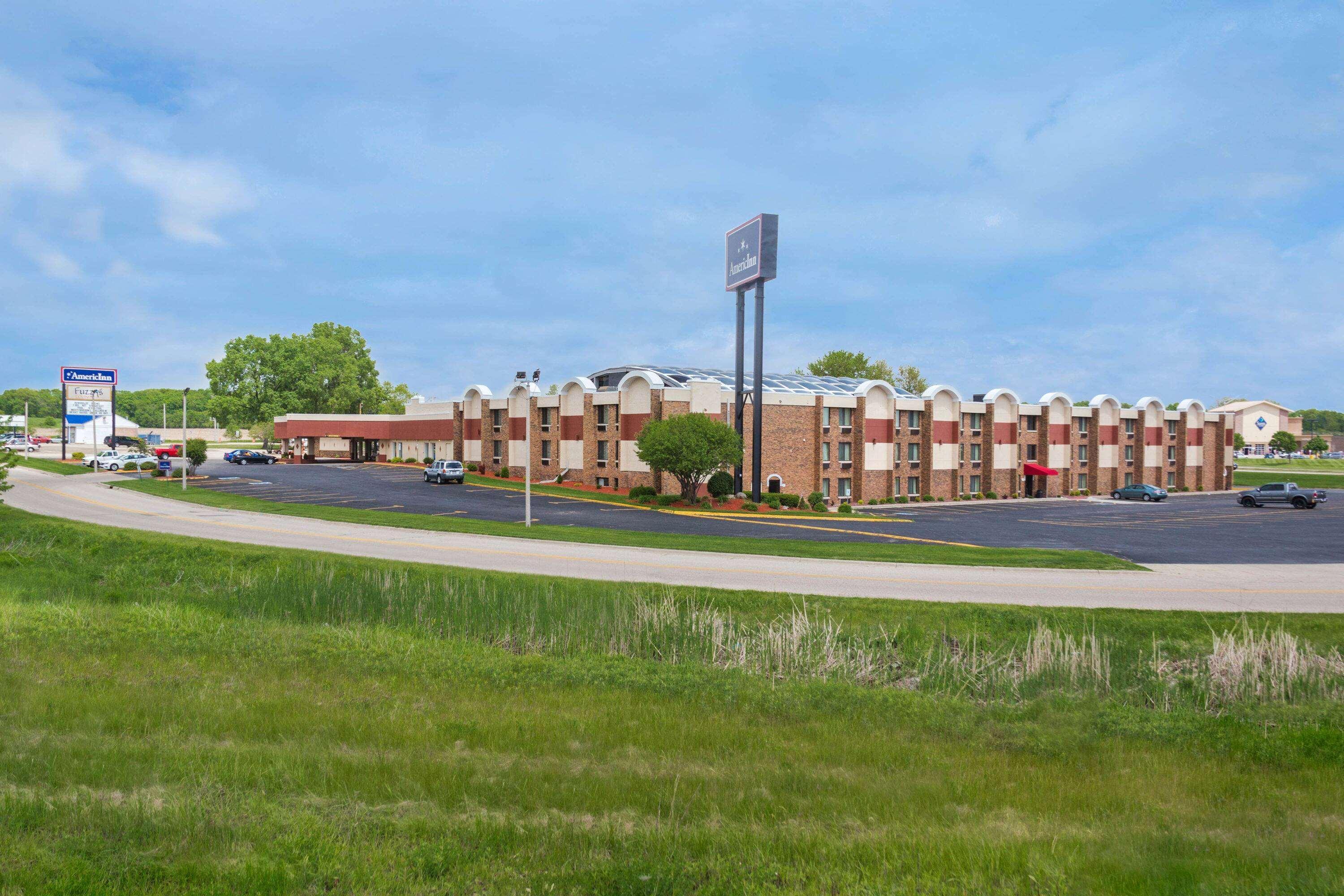 Americinn By Wyndham Janesville Exteriér fotografie